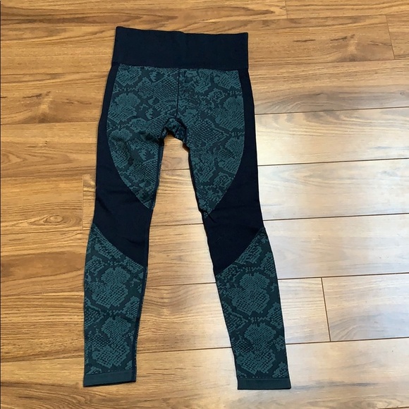 JoyLab Pants - Joylab snakeskin print leggings